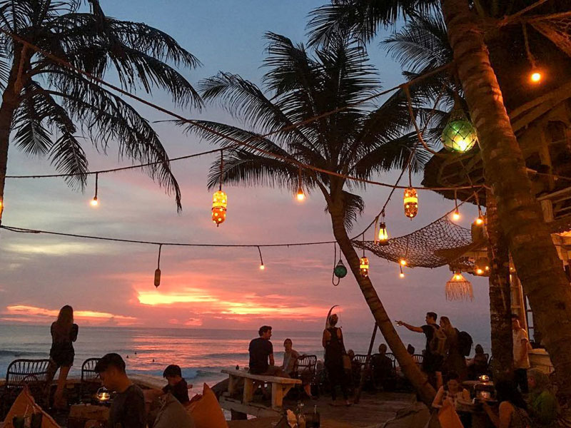 Rekomendasi tempat foto sunset terbaik di Bali tanpa keramaian