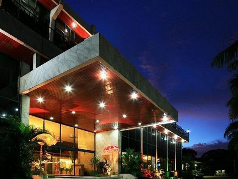 Hotel bintang 4 di Bandar Lampung dekat pusat kota