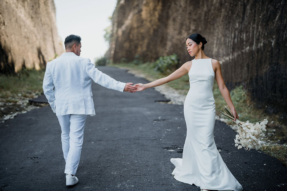 Lokasi pemotretan prewedding di Bali dengan tema tradisional