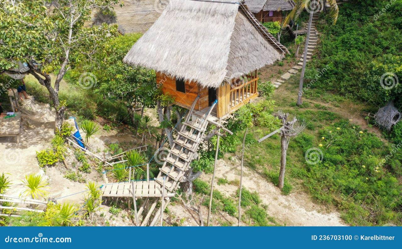 Rumah Pohon Batu Molenteng