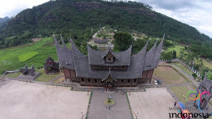 Istano Basa Pagaruyung Sumbar